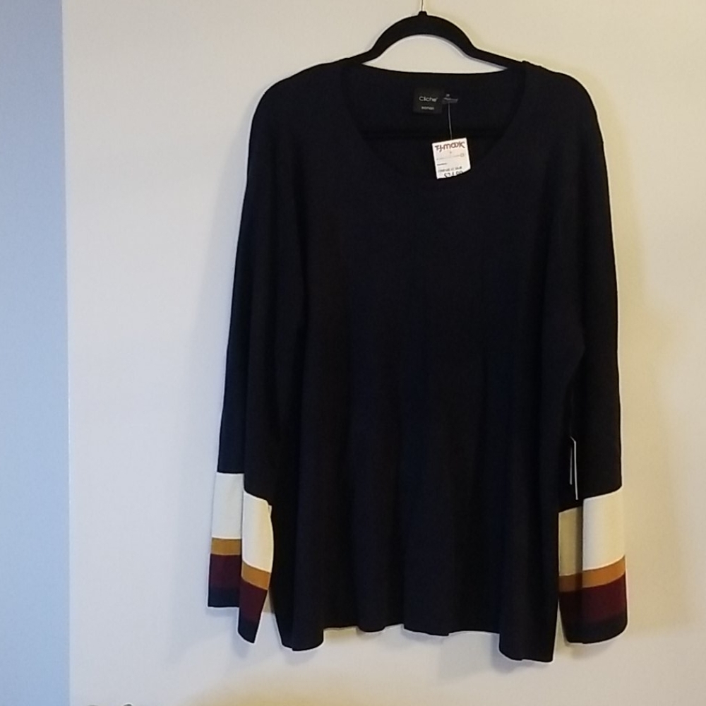 Cliche navy pullover sweater
